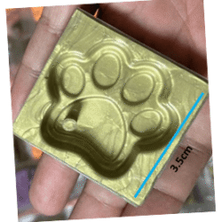 367 huella con perforacion